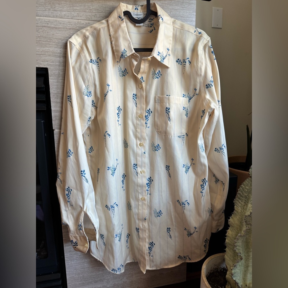 LAST CHANCE Coldwater Creek Floral Oversized Button Down, Size Small